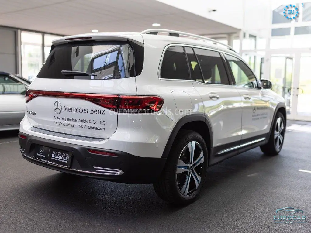 Mercedes-Benz EQB
