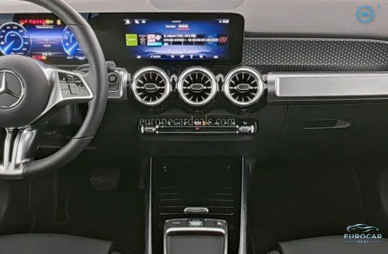 Mercedes-Benz EQB