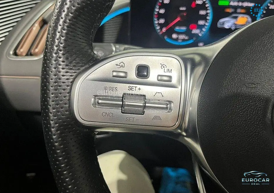 Mercedes-Benz EQC