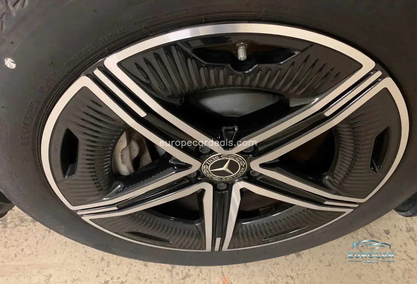 Mercedes-Benz EQE