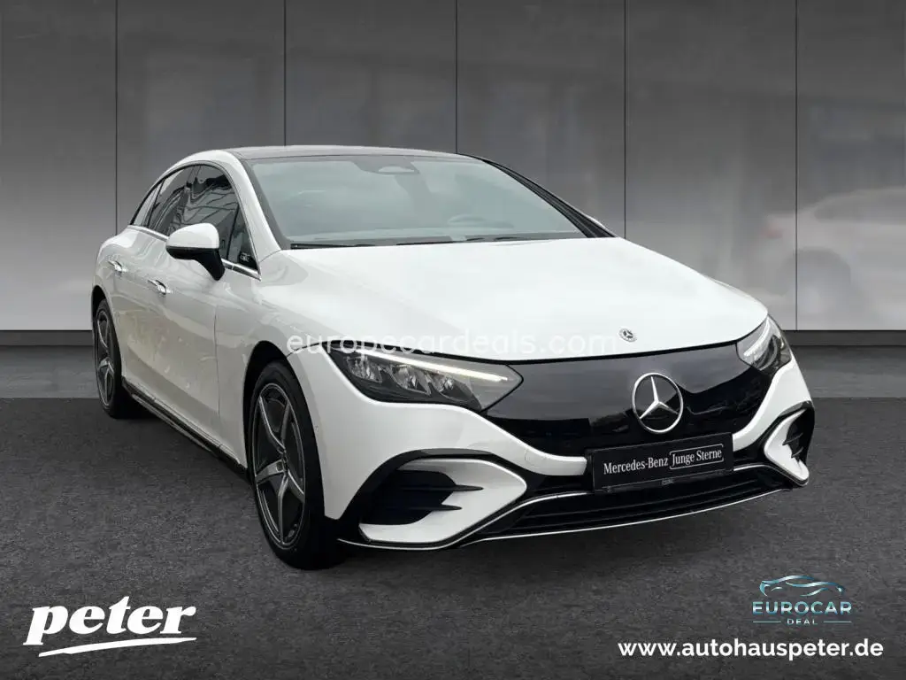 Mercedes-Benz EQE