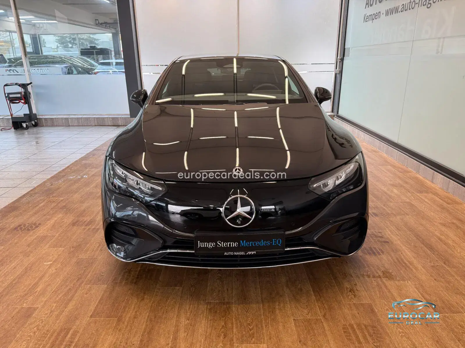 Mercedes-Benz EQE