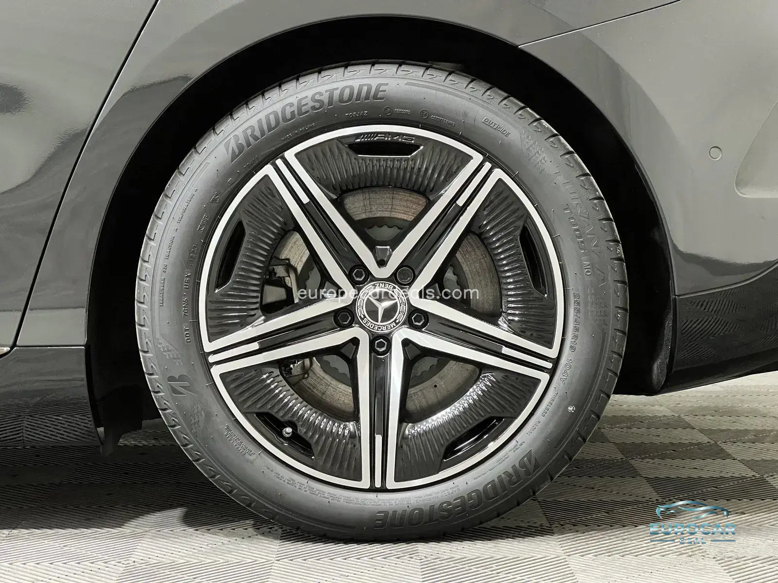 Mercedes-Benz EQE