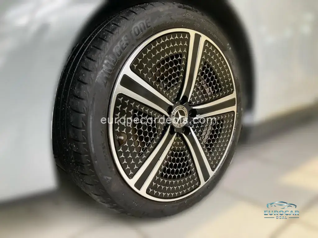 Mercedes-Benz EQE