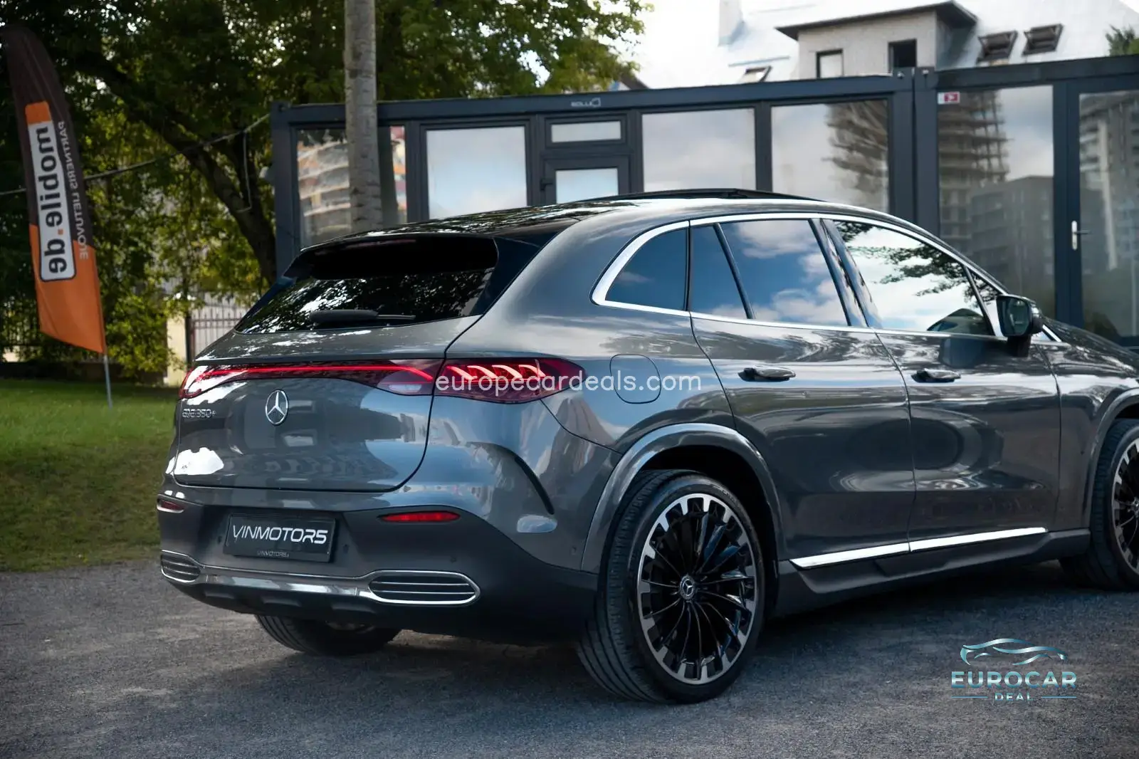 Mercedes-Benz EQE