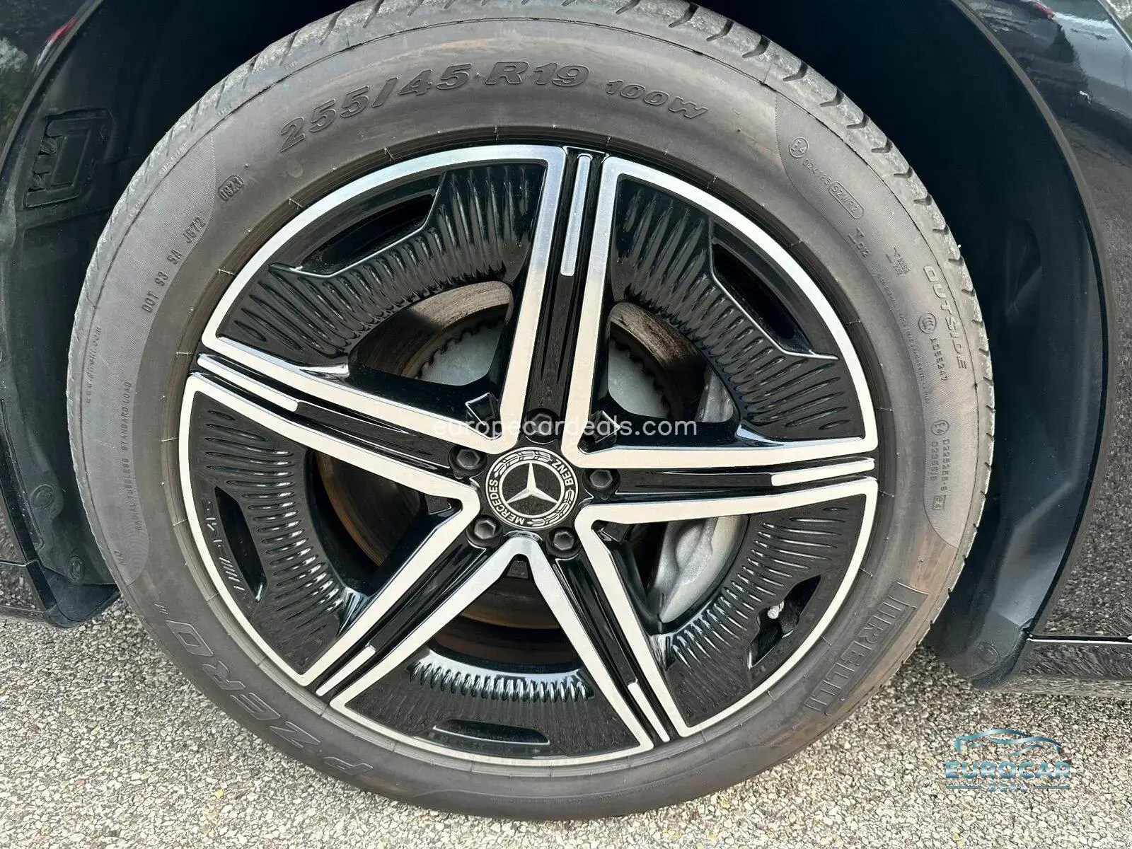 Mercedes-Benz EQE