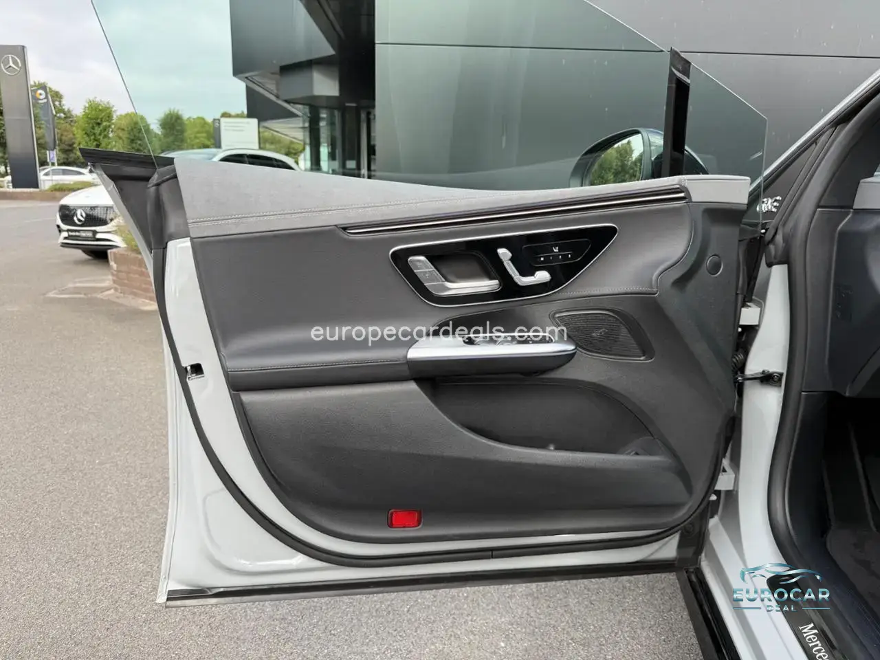 Mercedes-Benz EQE