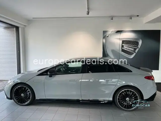 Mercedes-Benz EQE
