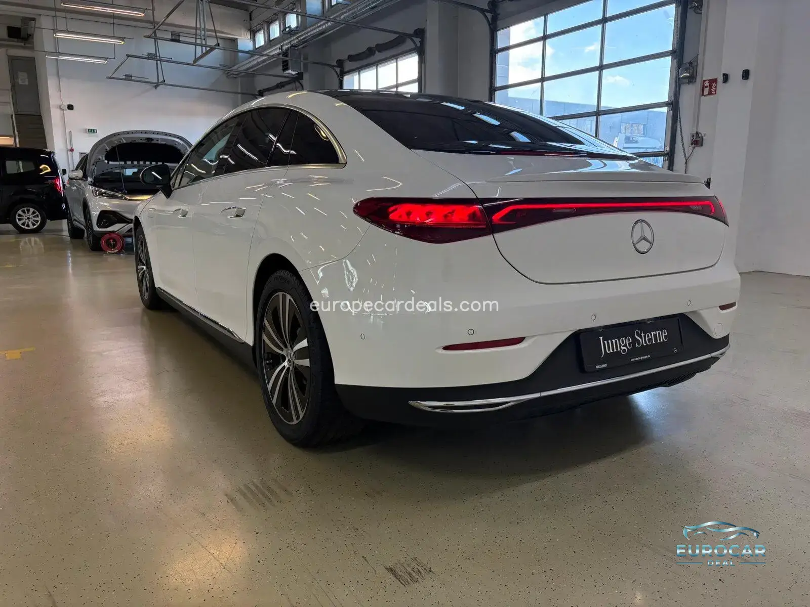 Mercedes-Benz EQE