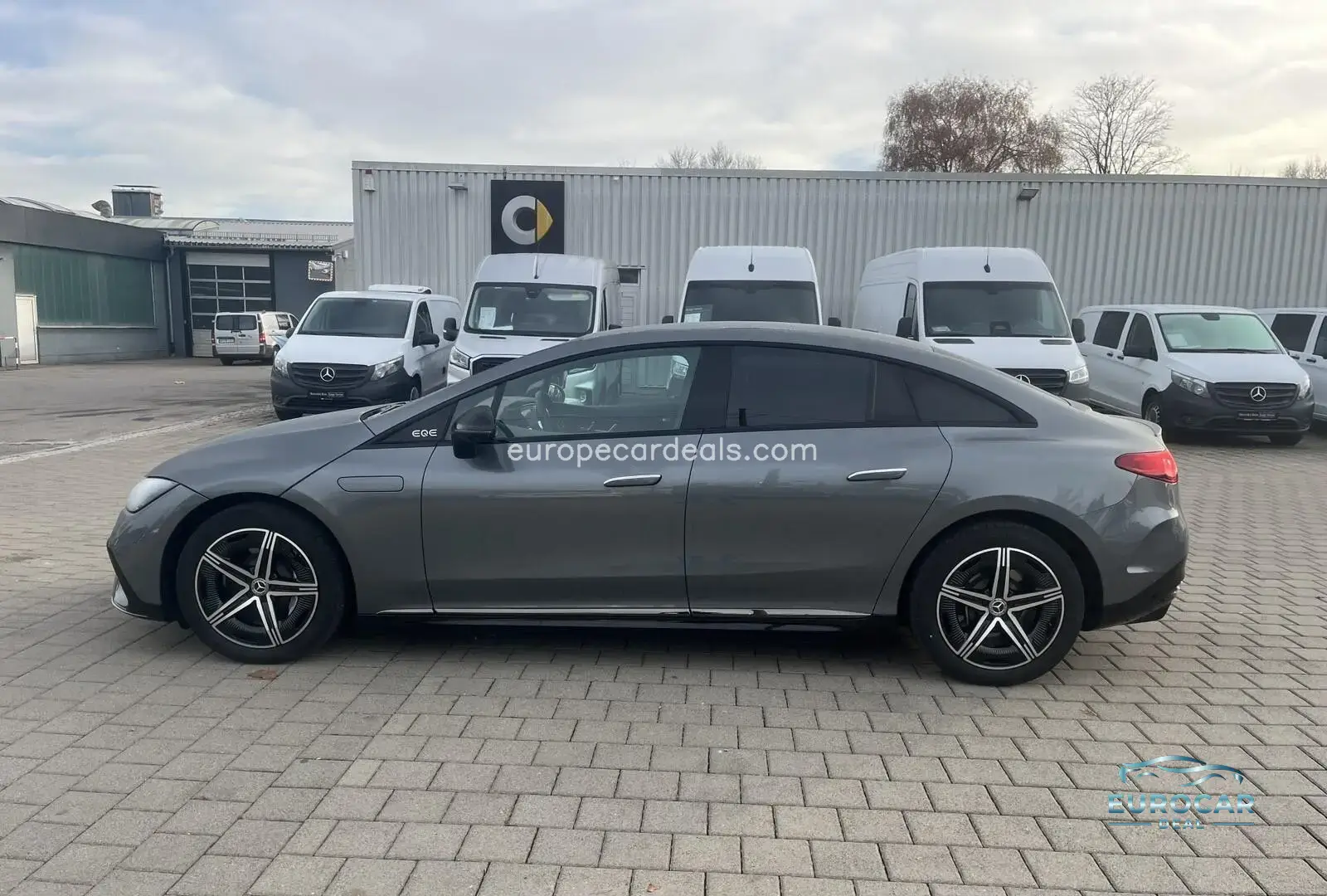 Mercedes-Benz EQE