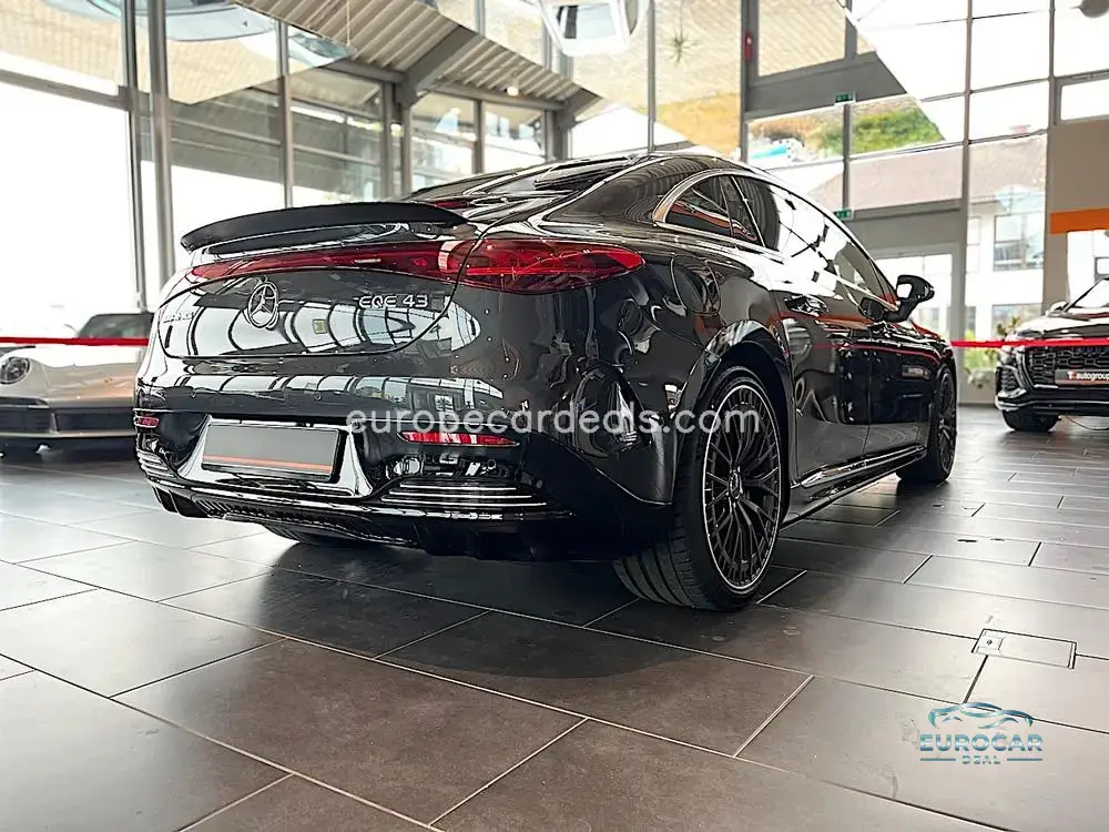 Mercedes-Benz EQE
