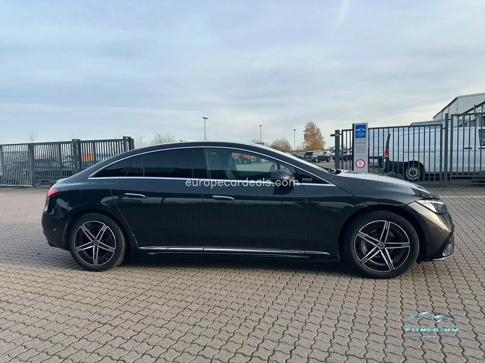 Mercedes-Benz EQE