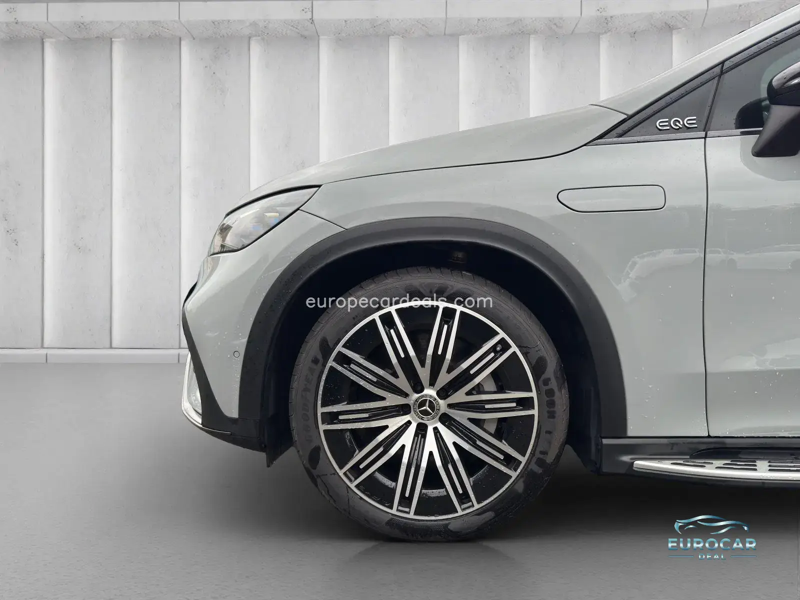 Mercedes-Benz EQE