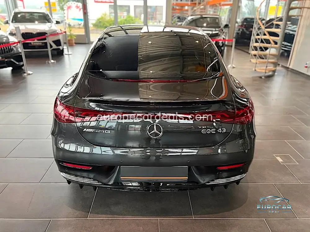 Mercedes-Benz EQE