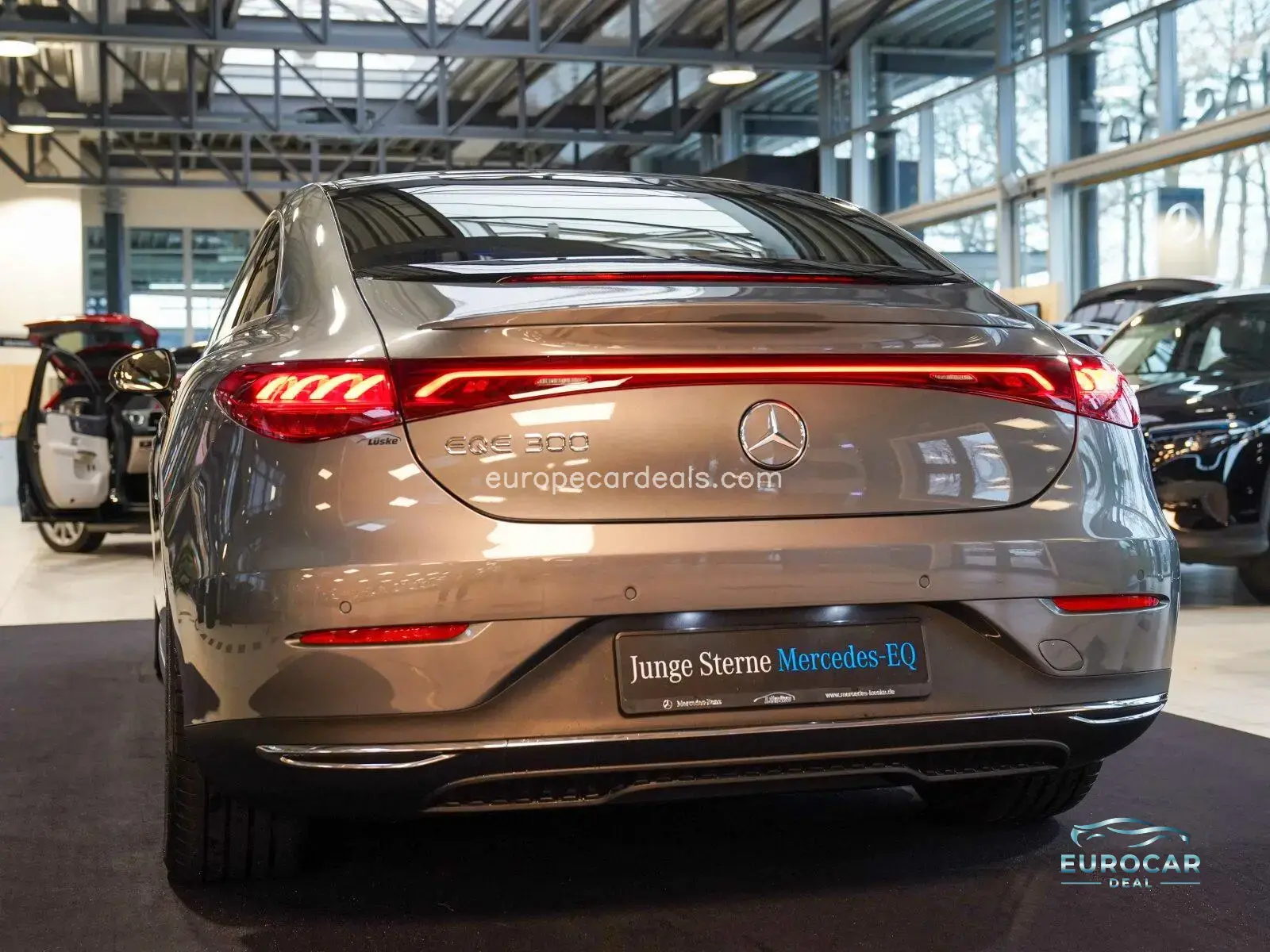 Mercedes-Benz EQE