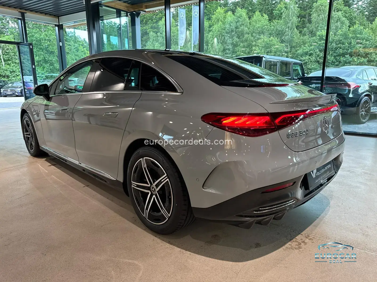 Mercedes-Benz EQE