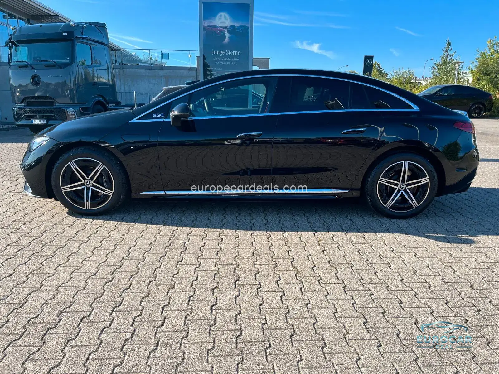 Mercedes-Benz EQE
