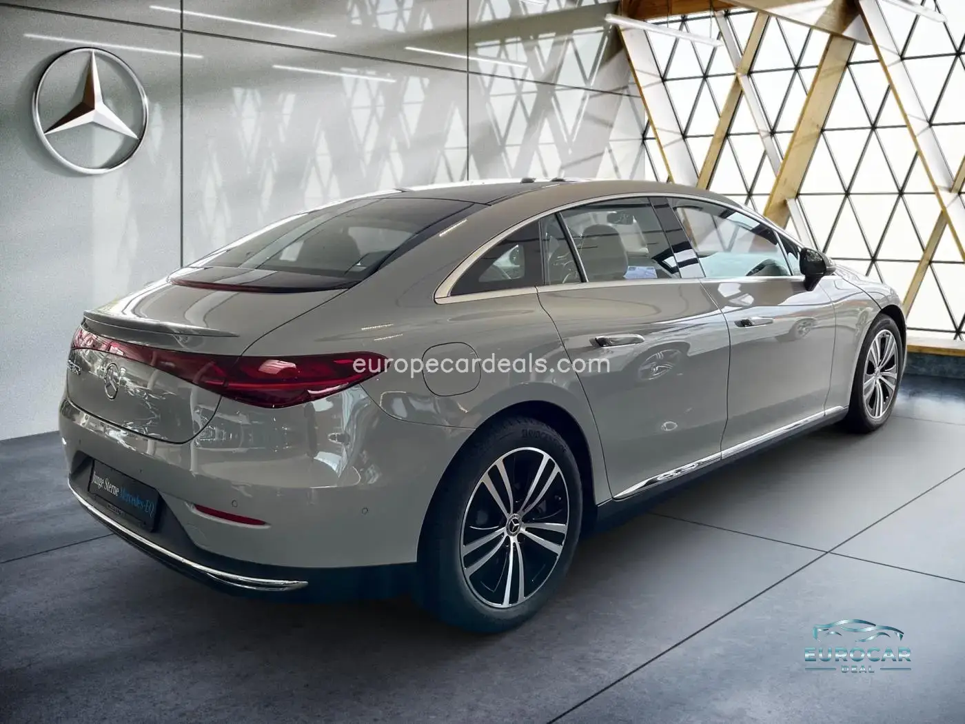 Mercedes-Benz EQE