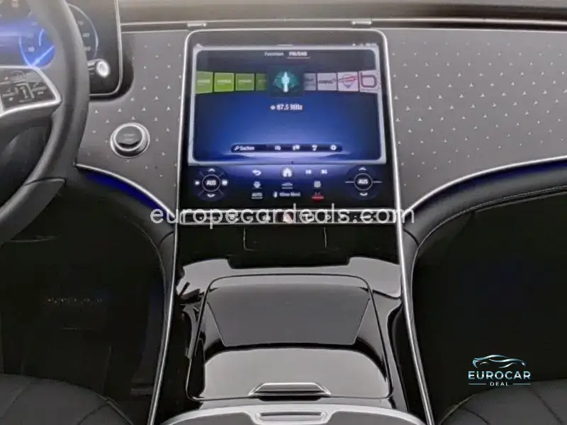 Mercedes-Benz EQE