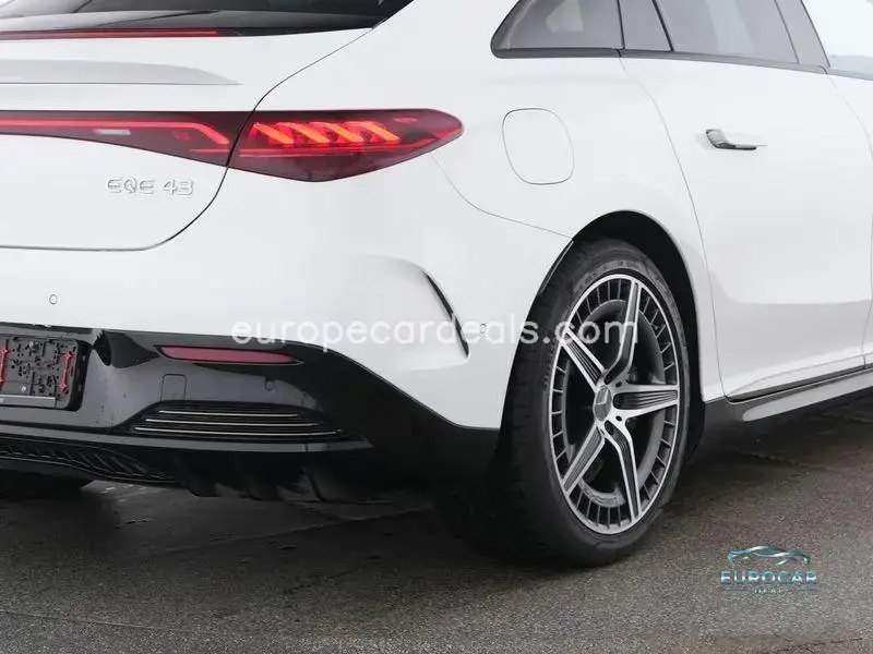 Mercedes-Benz EQE