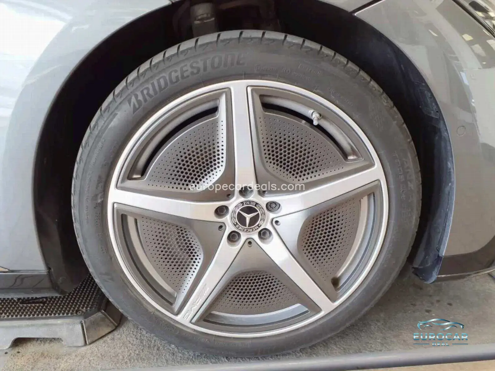 Mercedes-Benz EQE