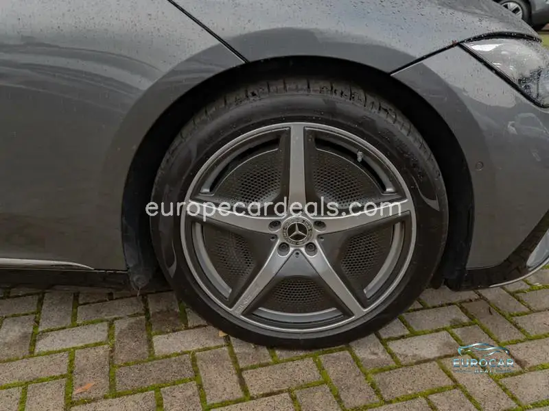 Mercedes-Benz EQE