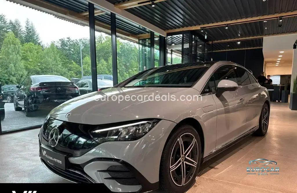 Mercedes-Benz EQE