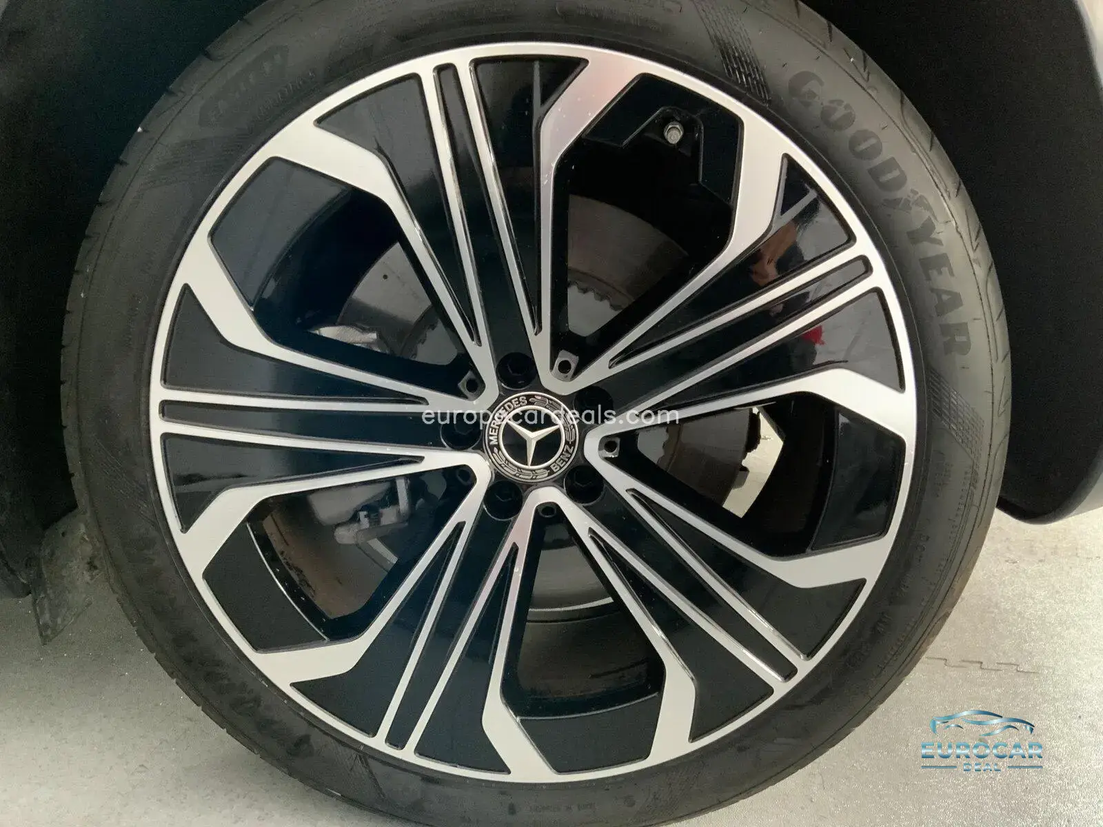 Mercedes-Benz EQE