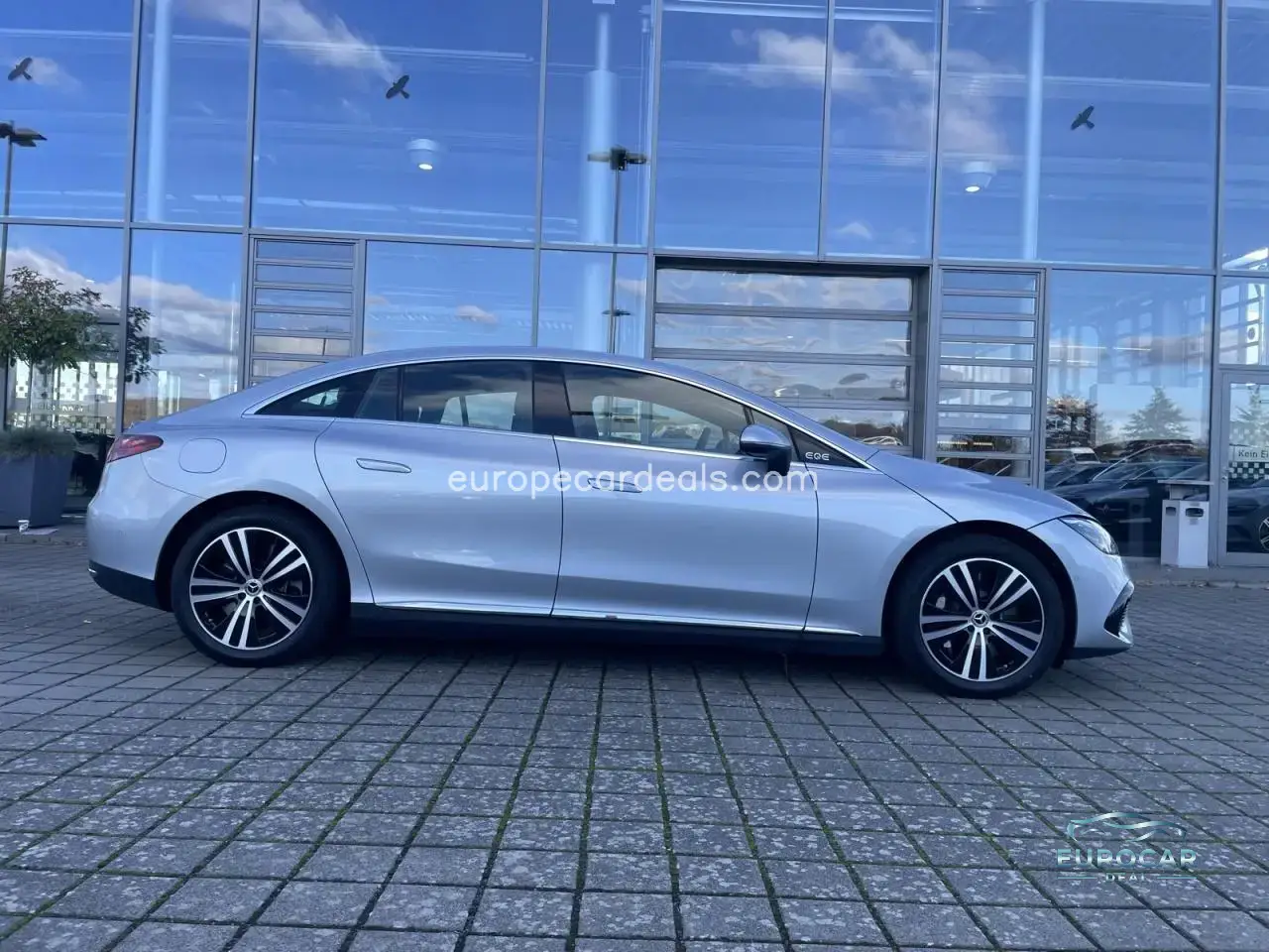 Mercedes-Benz EQE