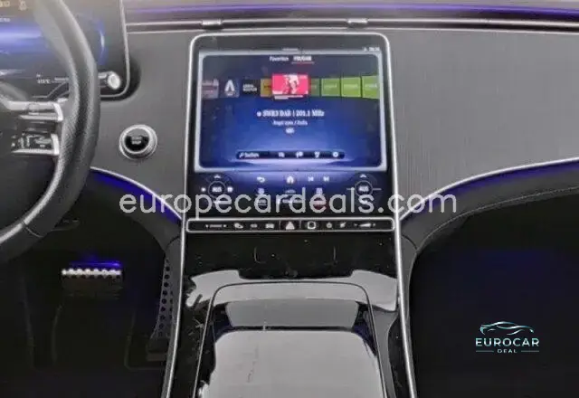Mercedes-Benz EQE