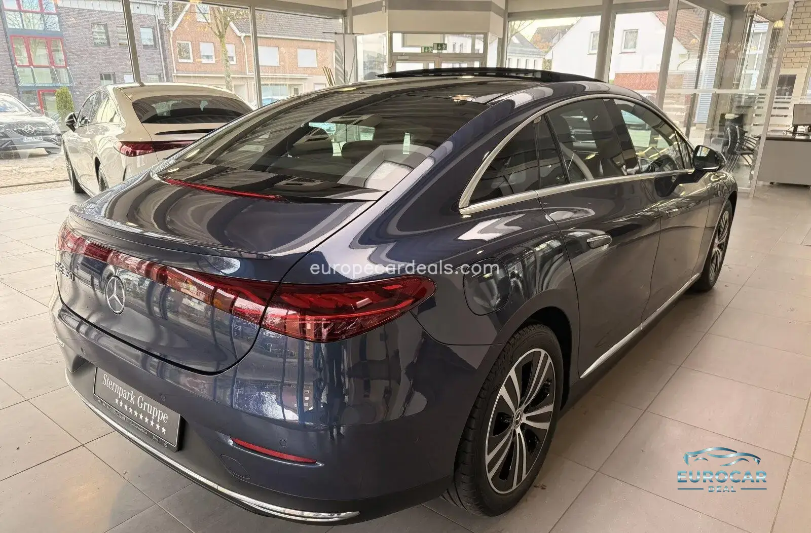 Mercedes-Benz EQE