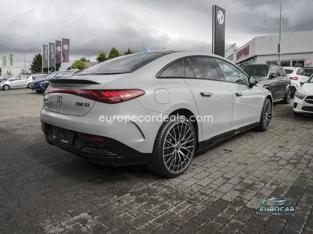 Mercedes-Benz EQE