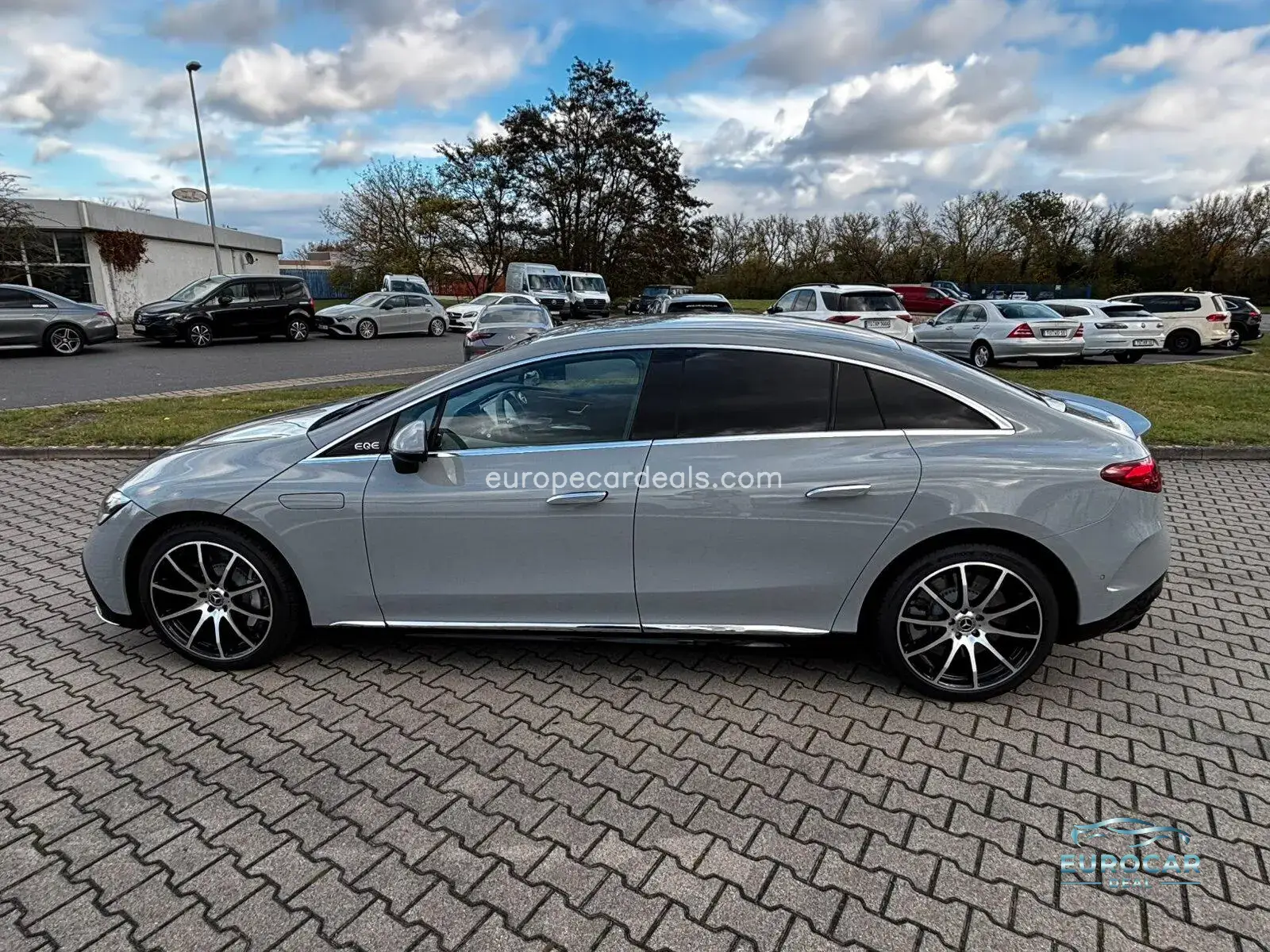 Mercedes-Benz EQE