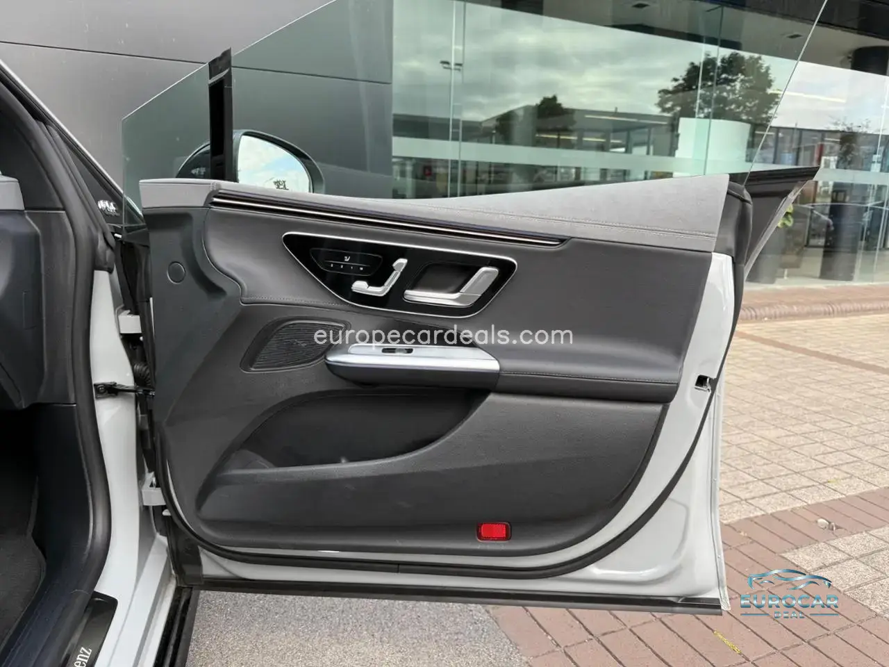 Mercedes-Benz EQE