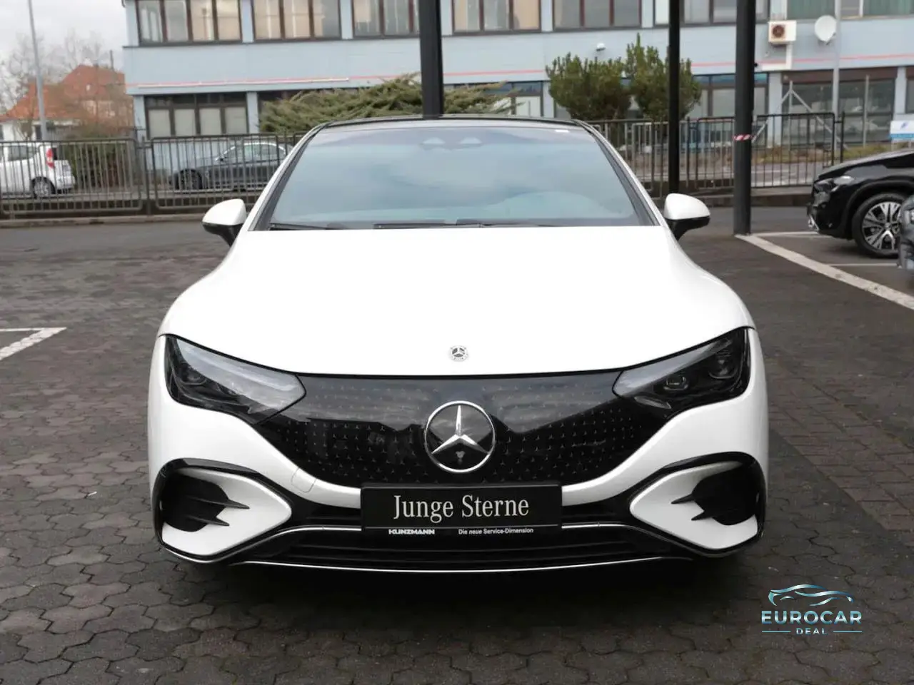 Mercedes-Benz EQE