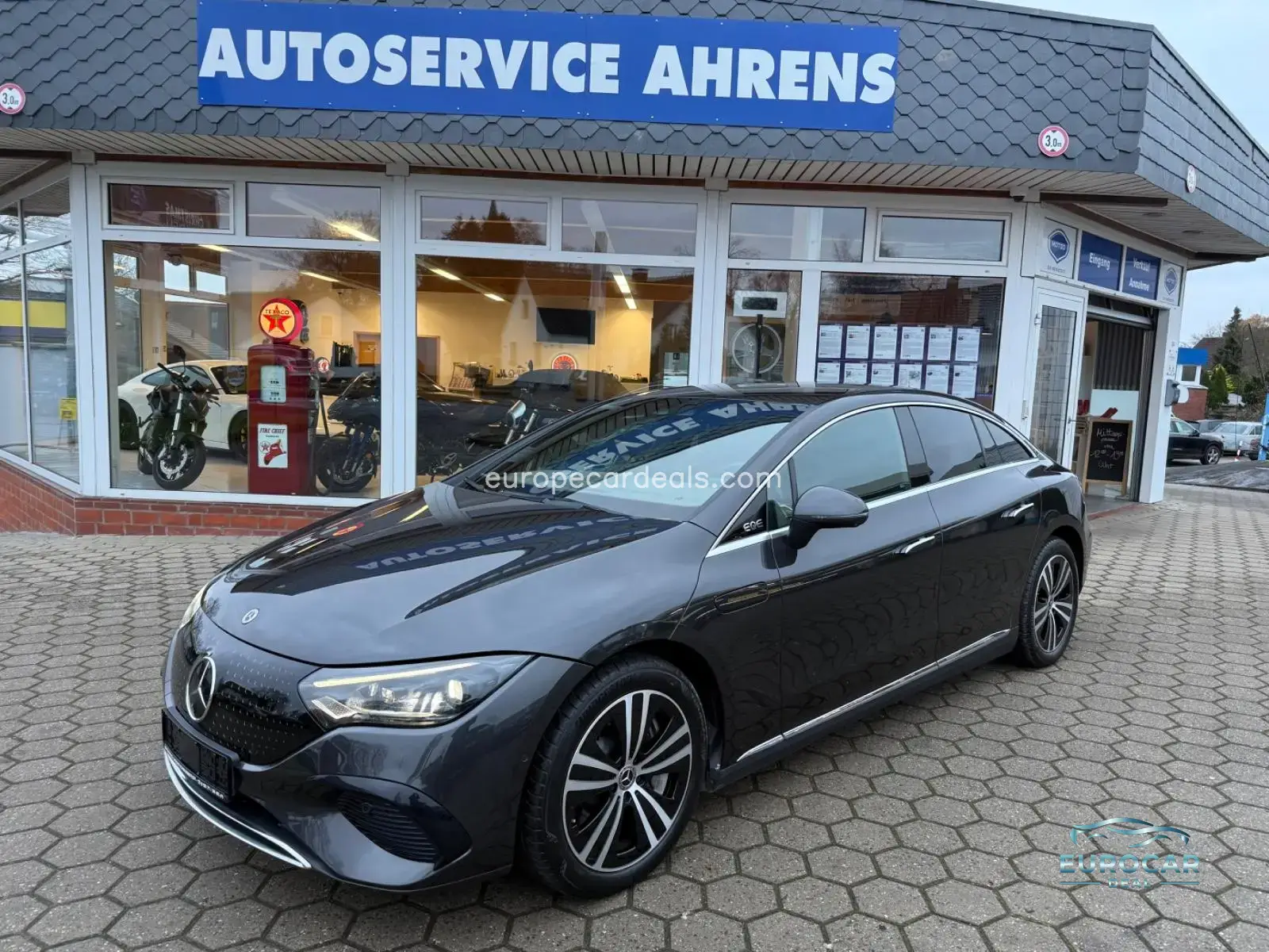 Mercedes-Benz EQE