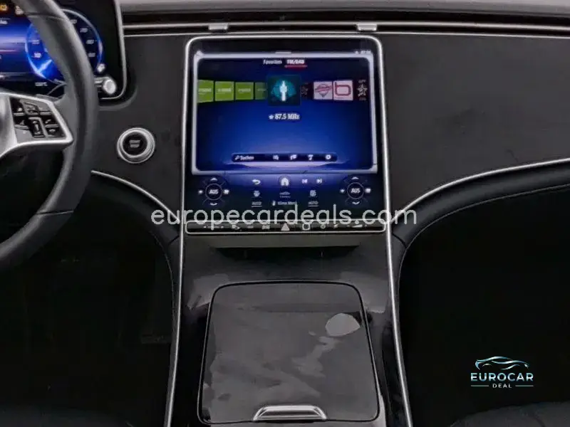 Mercedes-Benz EQE