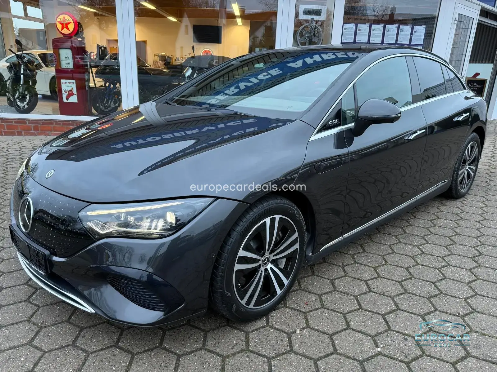 Mercedes-Benz EQE