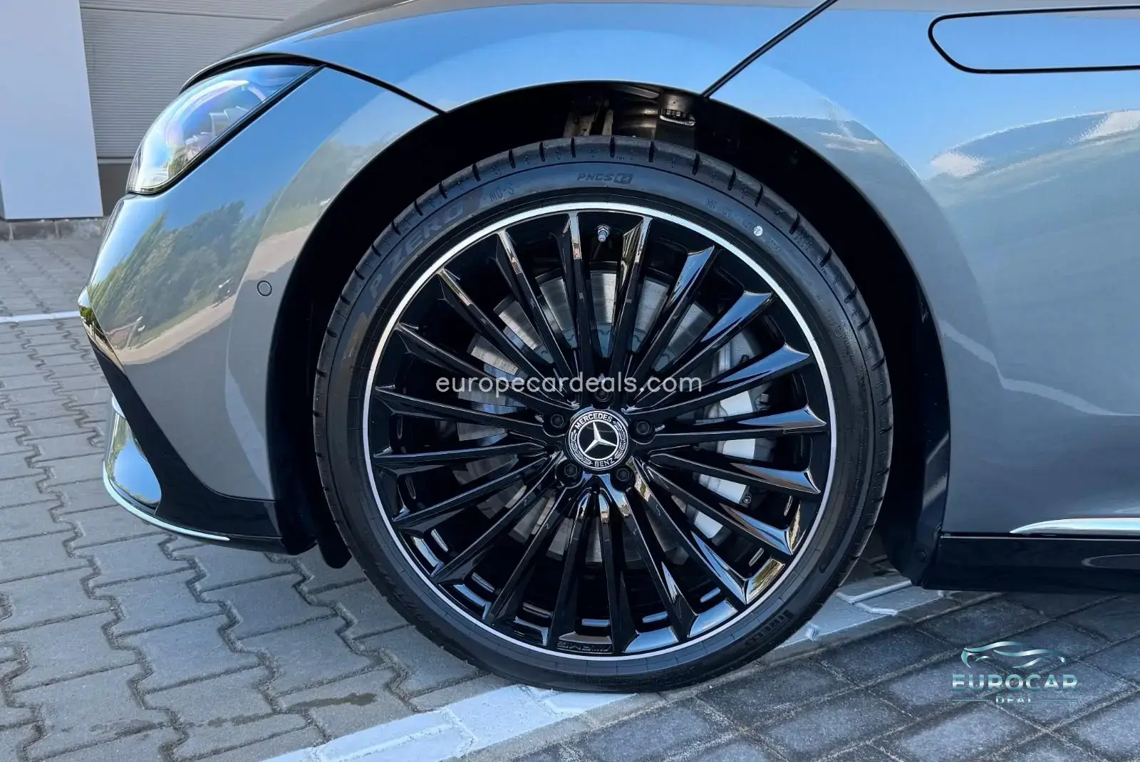 Mercedes-Benz EQE