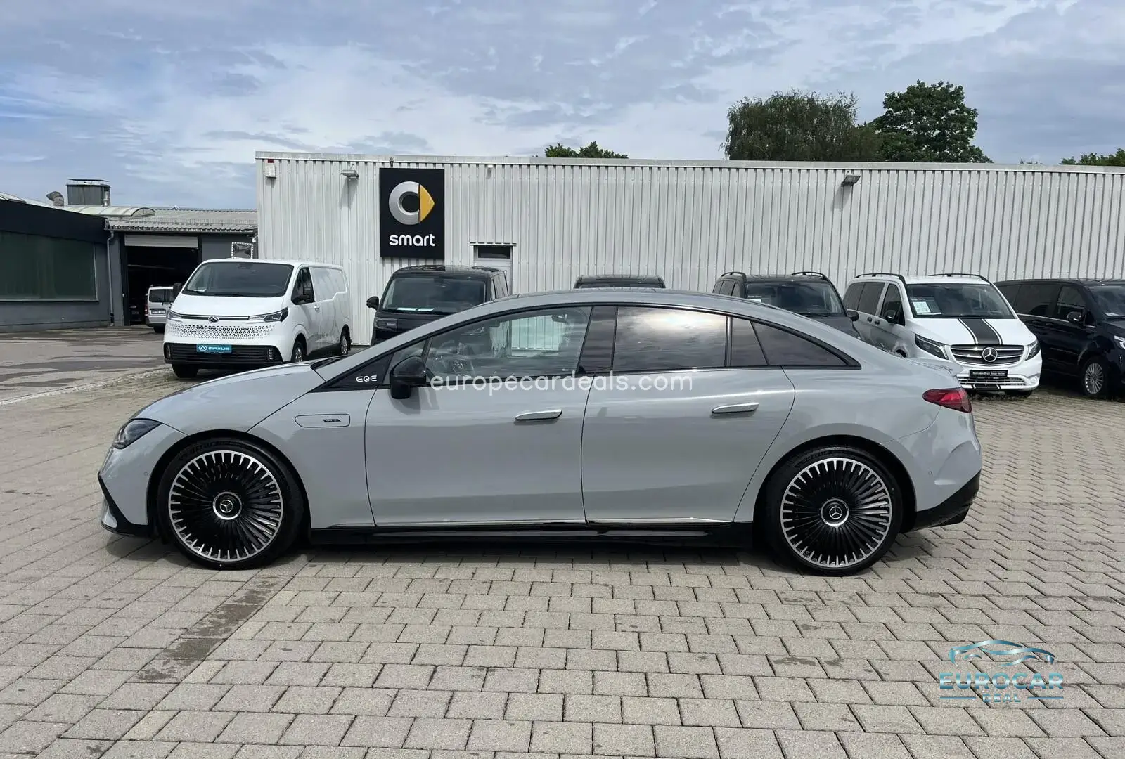 Mercedes-Benz EQE