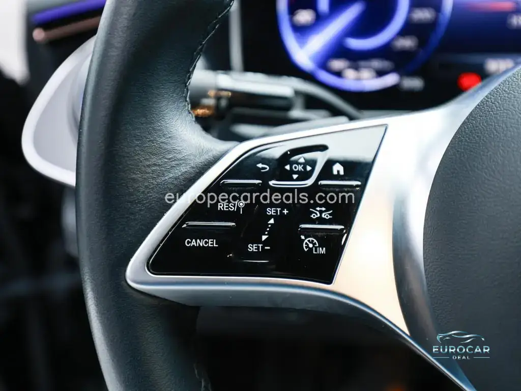 Mercedes-Benz EQE