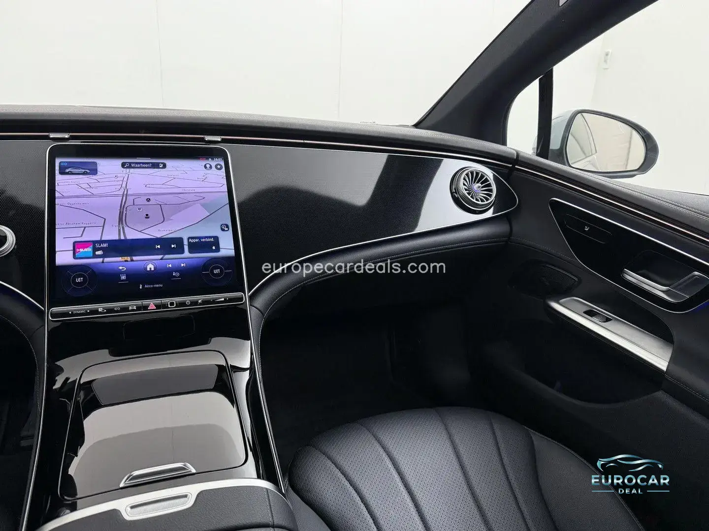 Mercedes-Benz EQE