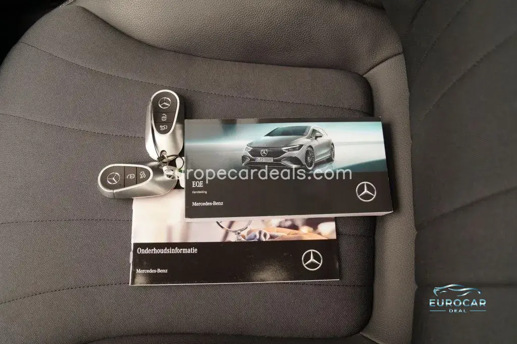 Mercedes-Benz EQE