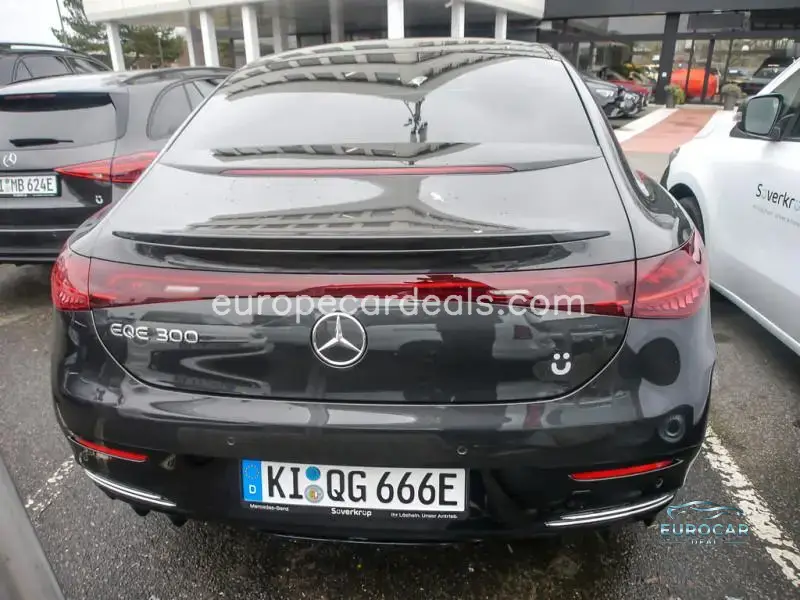 Mercedes-Benz EQE