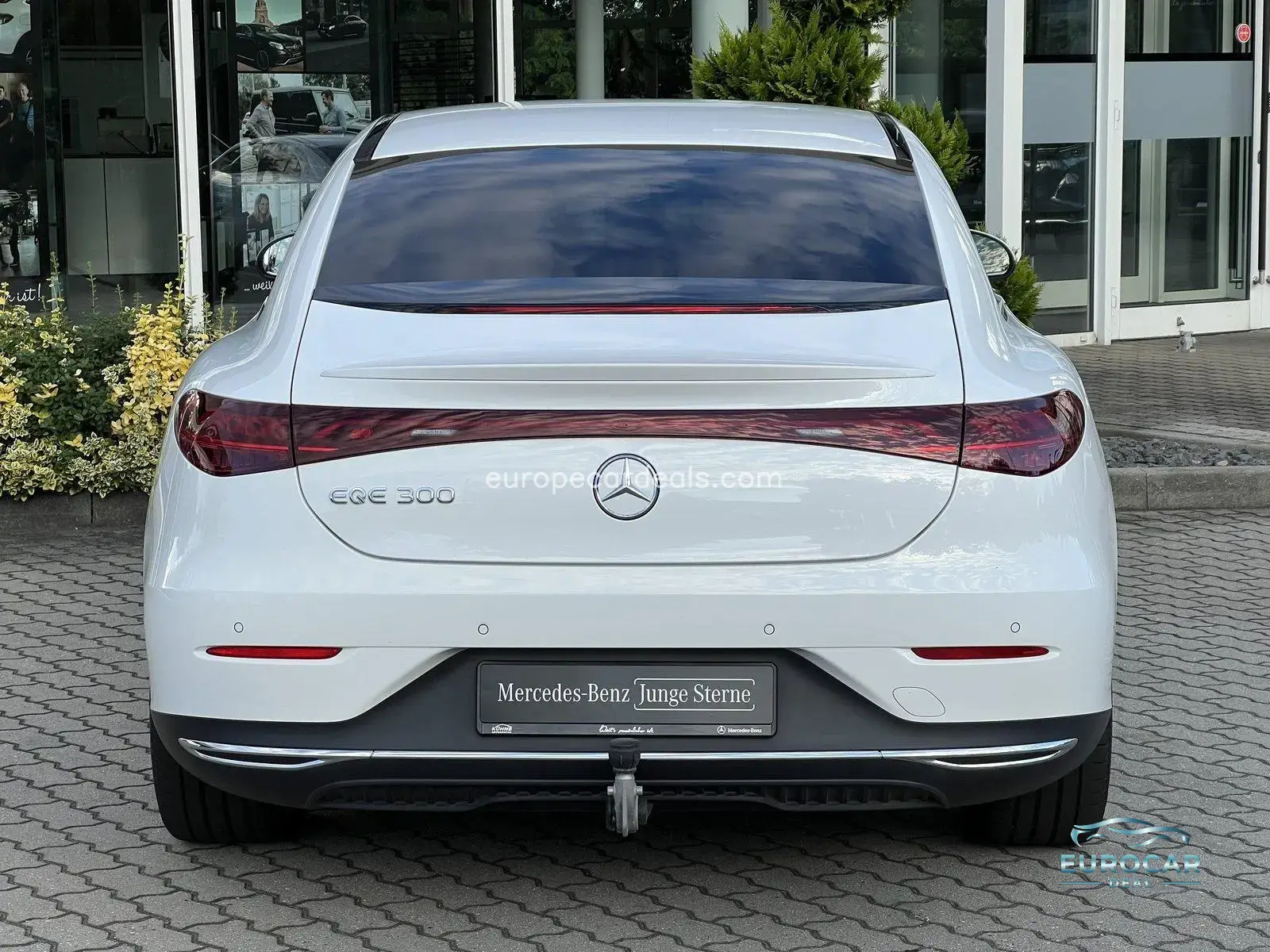 Mercedes-Benz EQE