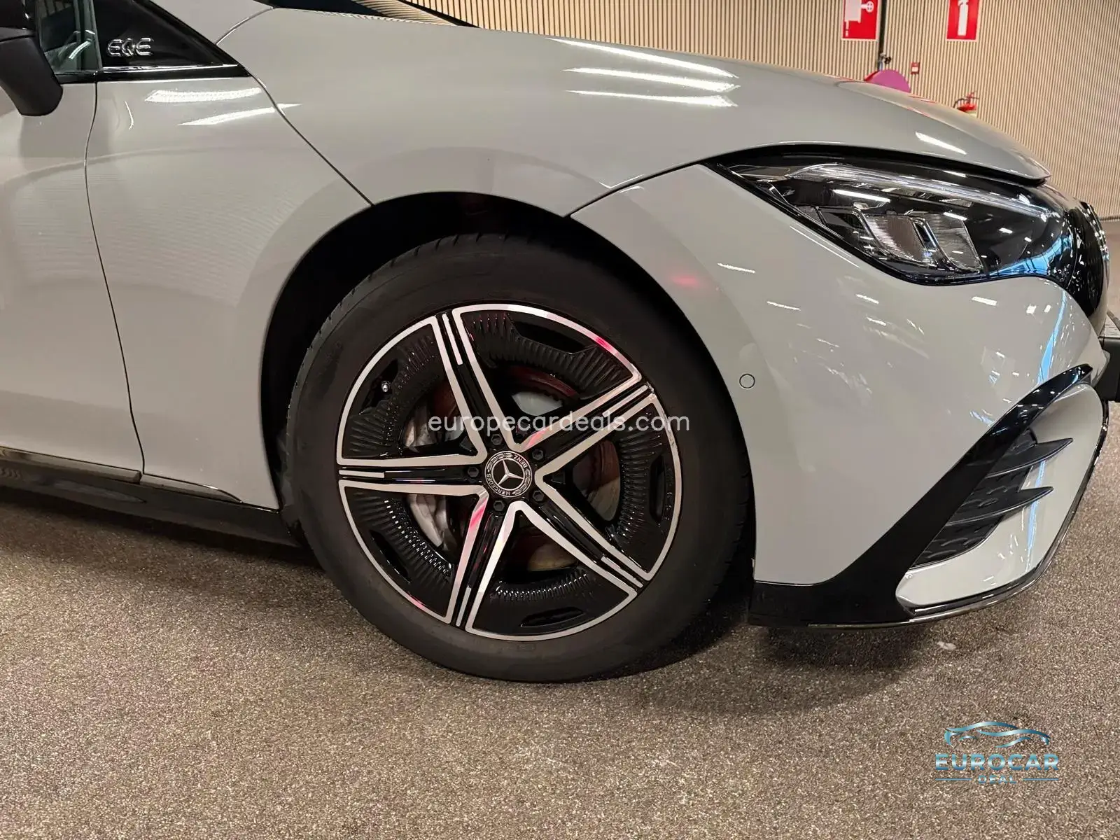 Mercedes-Benz EQE