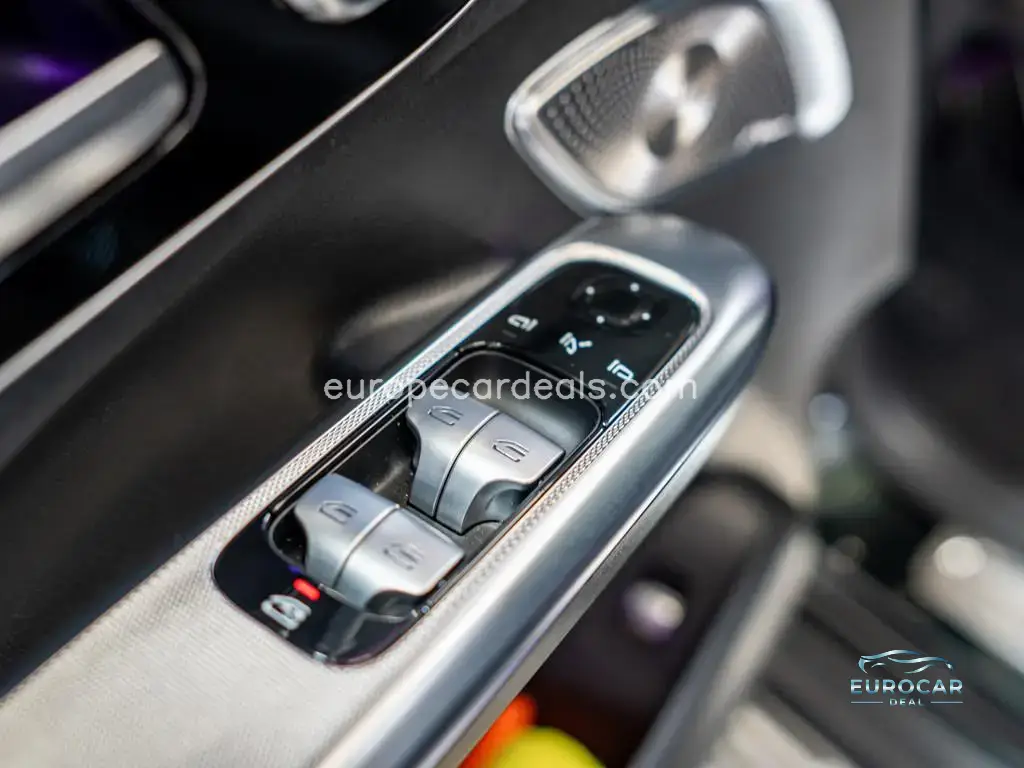 Mercedes-Benz EQE