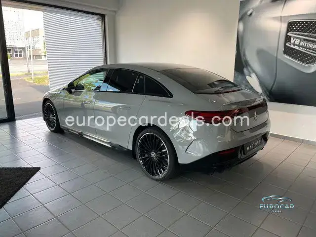 Mercedes-Benz EQE