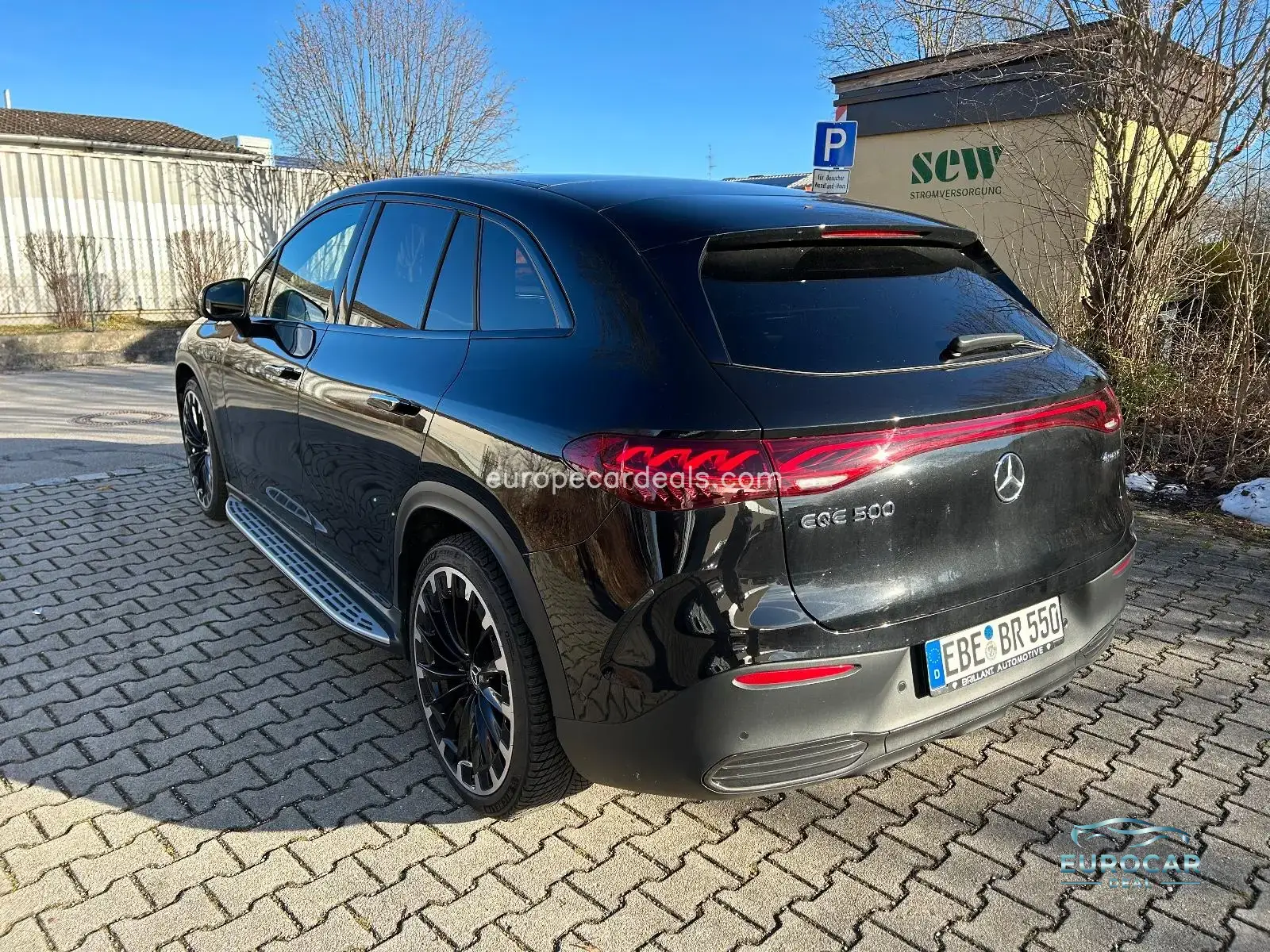 Mercedes-Benz EQE SUV