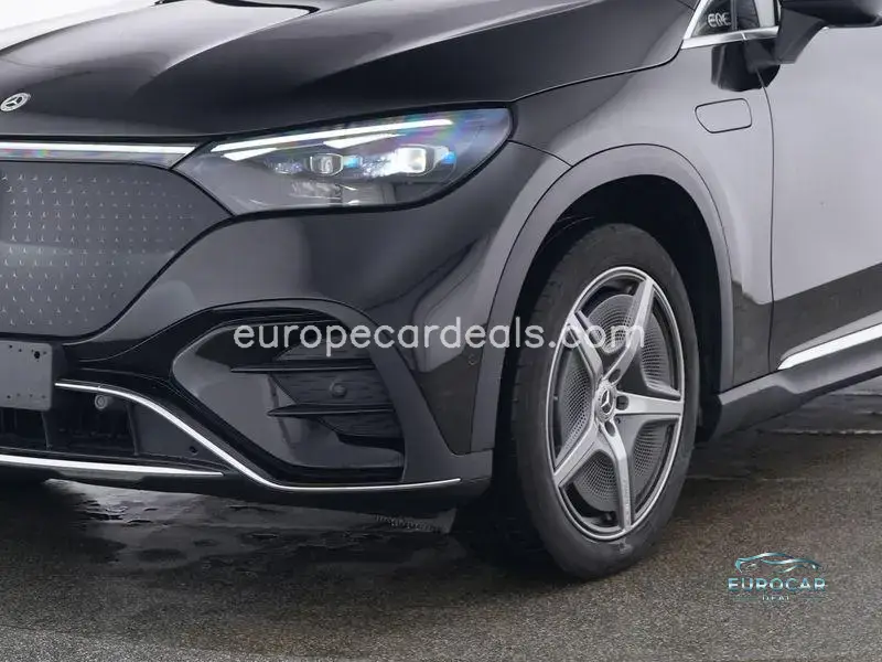 Mercedes-Benz EQE SUV